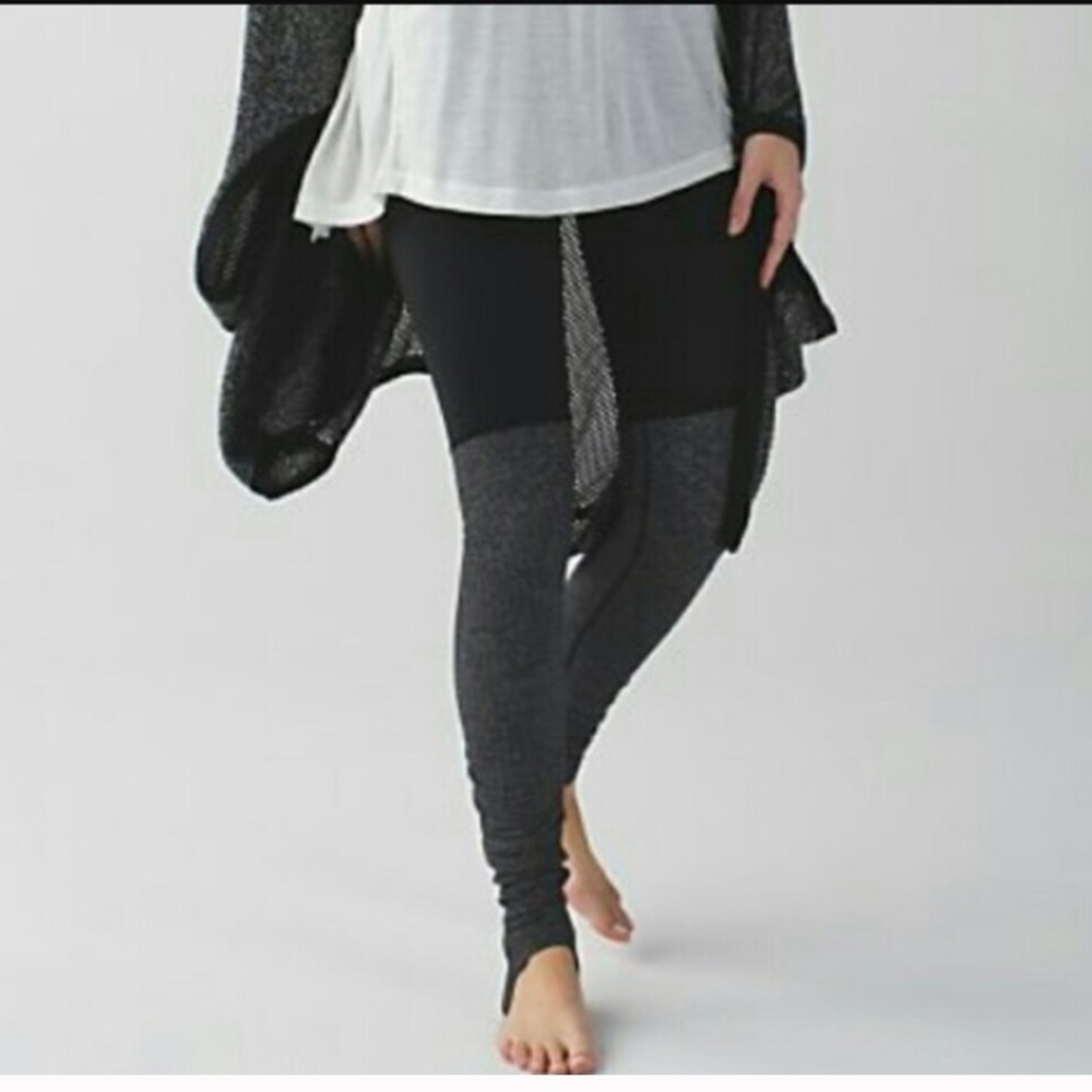 Lululemon wunder under stirrup pants. Size 4